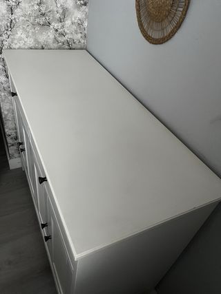 comoda Ikea blanco 4 puertas y dos cajones 
