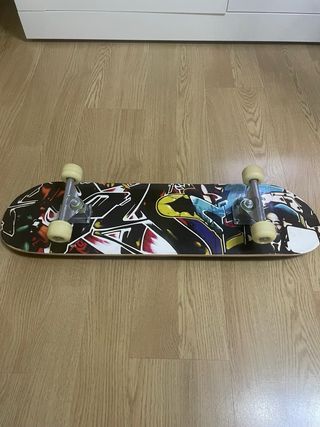 Monopatín skate usado