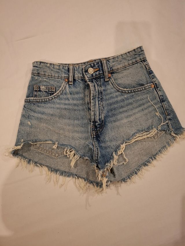 Shorts vaqueros Zara