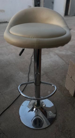 Silla alta giratoria beige