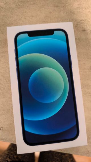 iPhone 12 + apple watch