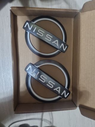 Emblemas Nissan