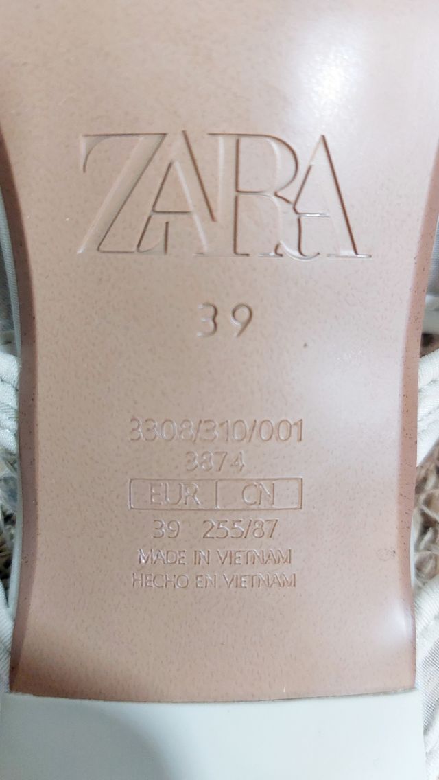 Sandalias Zara beige tacón fino - 39