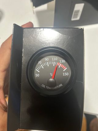medidor de temperatura de aceite. 
