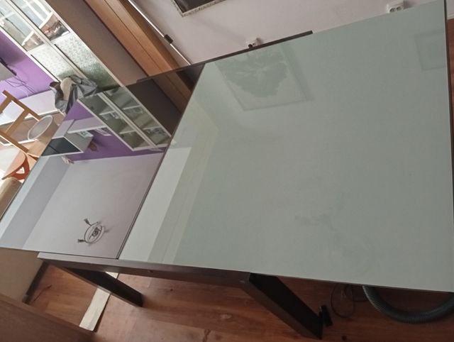 Mesa comedor madera y cristal, extensible