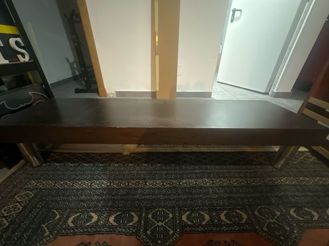 Mesa baja regulable marrón