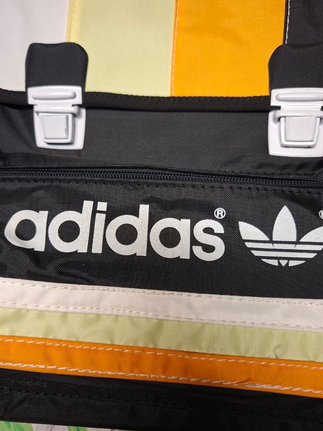 Mochila Adidas vintage 70-80 conenplas!