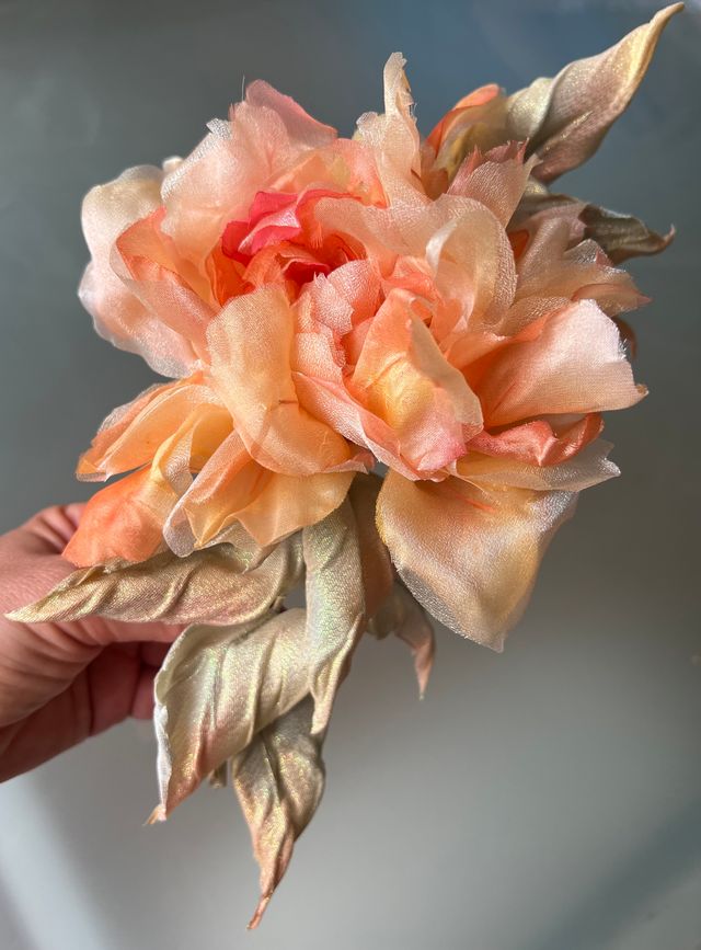 Broche rosa seta | Spilla floreale