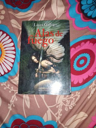 Alas de fuego nº 01/02 (Spanish Edition)