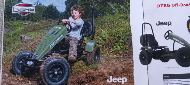 Coche Kart Pedales Jeep Expedition A Estrenar.