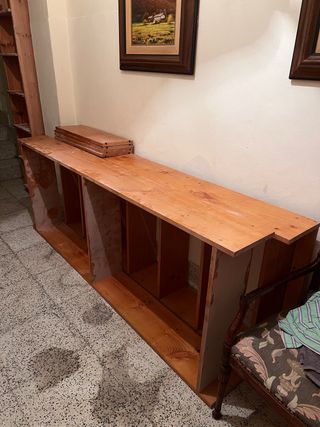 Estanteria de madera maciza 