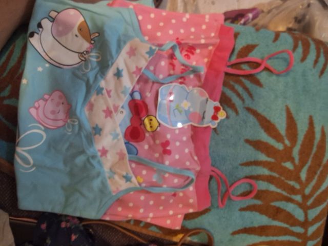 3 Camisetas Oysho niña talla S las tres 4