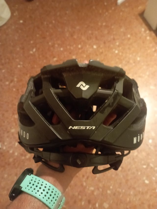 Casco bici Nesta Mondo negro