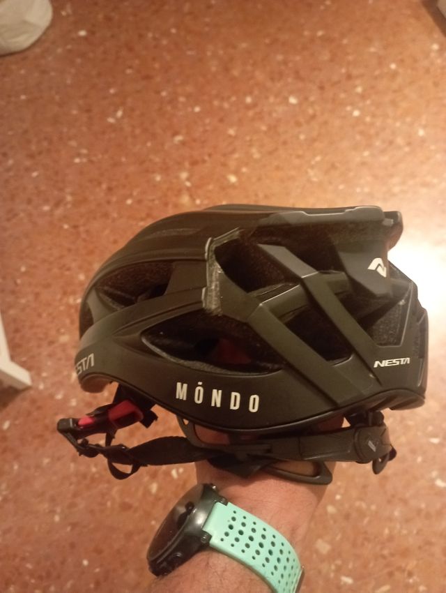 Casco bici Nesta Mondo negro
