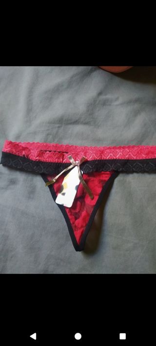 Tanga sexy rojo y negro