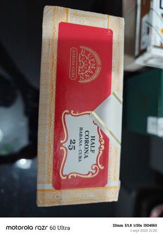 Caja vacía Habanos H. Upmann