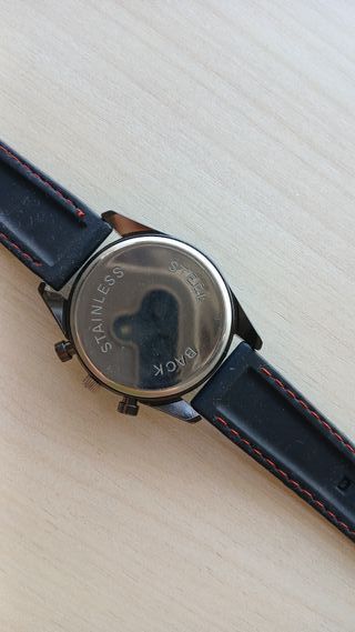 RELOJ NUEVO