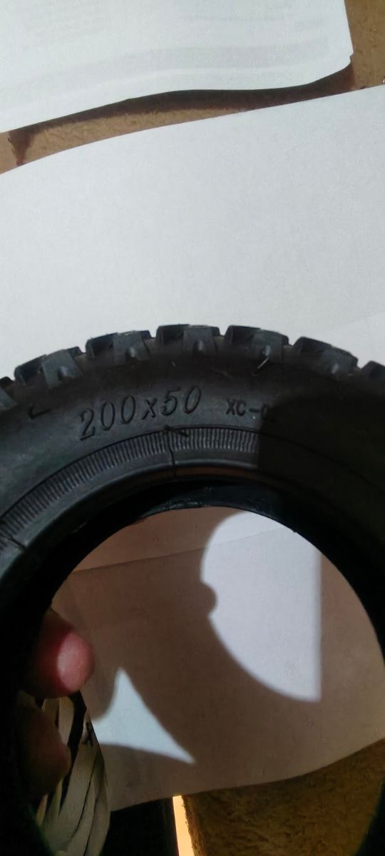 Neumático 200x50 patinete