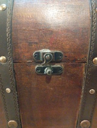 Baúl madera antiguo