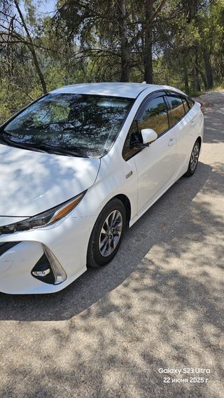 Toyota Prius Plugin 2017