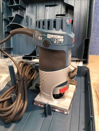 Fresadora Bosch GKF600 - 600W