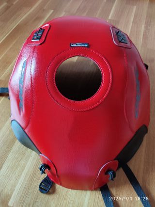 Cubredepósito Bagster Honda CBR 600F