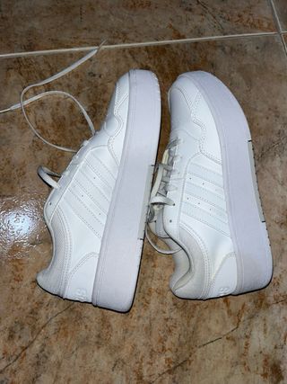 Zapatillas Adidas blancas mujer - 39 hoops 3 bold