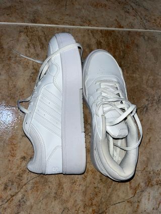Zapatillas Adidas blancas mujer - 39 hoops 3 bold
