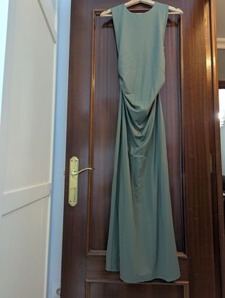 Vestido largo verde espalda abierta