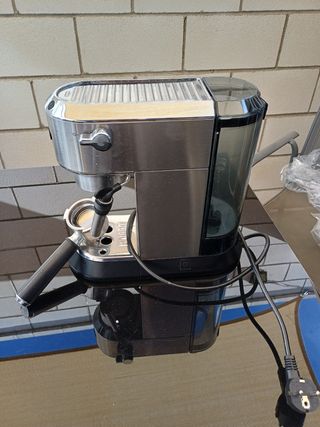 Cafetera De'Longhi Dedica acero inox
