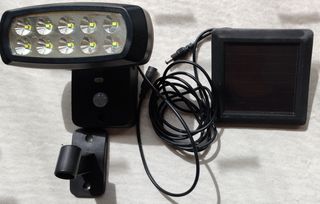 Faretto solare LED esterno