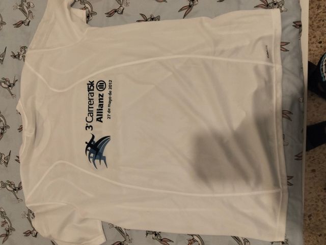 Camiseta Adidas blanca - Talla L
ES VERDADERA