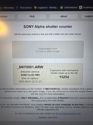 Sony α7 III: Fotocamera Mirrorless + Ottica 28-70 