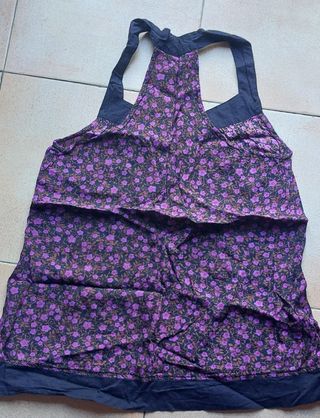 Top veraniego con florecillas