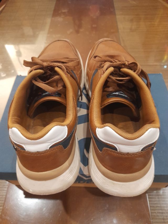 Zapatillas SWEDEN KLÄ Marrón