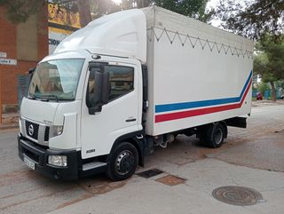 Nissan NT500 2015