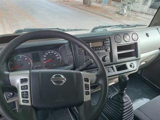 Nissan NT500 2015
