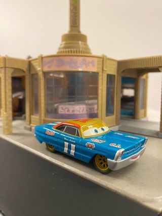 Coche Disney Pixar Mario Andretti Original Mattel