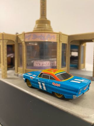 Coche Disney Pixar Mario Andretti Original Mattel