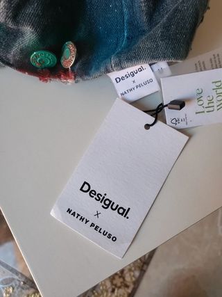 Gorra Desigual Nathy Peluso