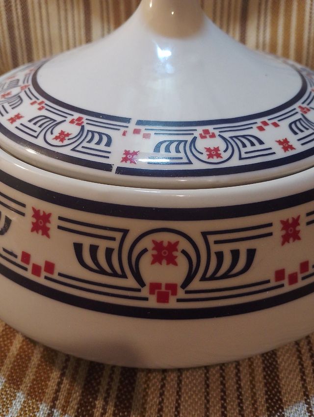 Sopera vintage porcelana azul y blanca