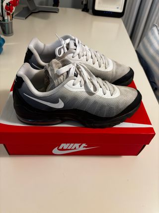 Zapatillas Nike Air Max invigor 