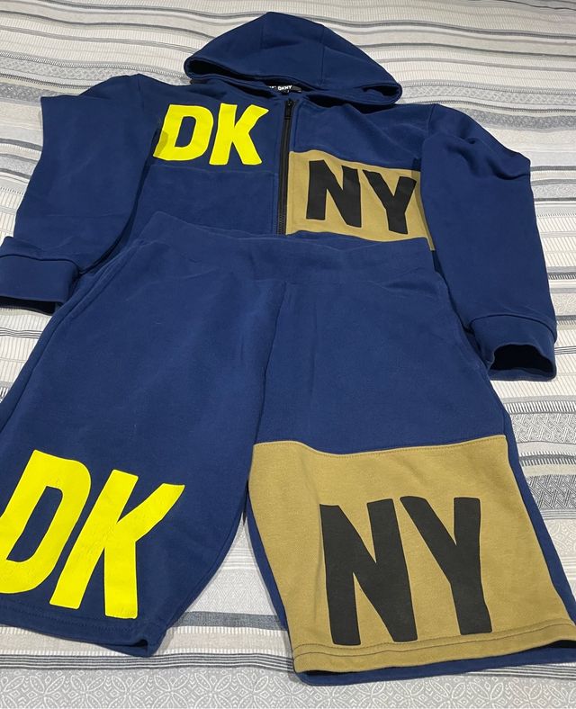 Conjunto deportivo niño DKNY