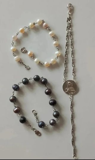 Pulseras perlas plata: blancas & negras