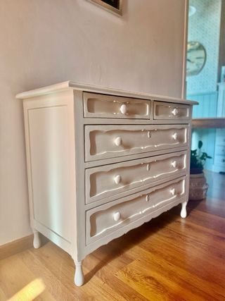 Cómoda madera beige 5 cajones