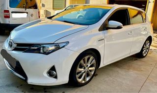 Toyota Auris 2013
