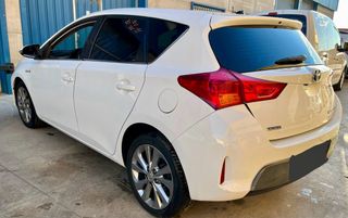 Toyota Auris 2013