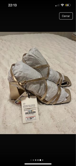 Sandalias tacón dorado
