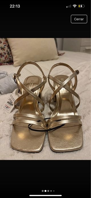 Sandalias tacón dorado