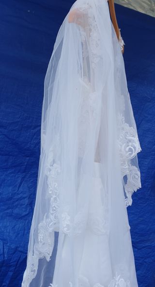 Vestido novia blanco - velo y arco
40-42